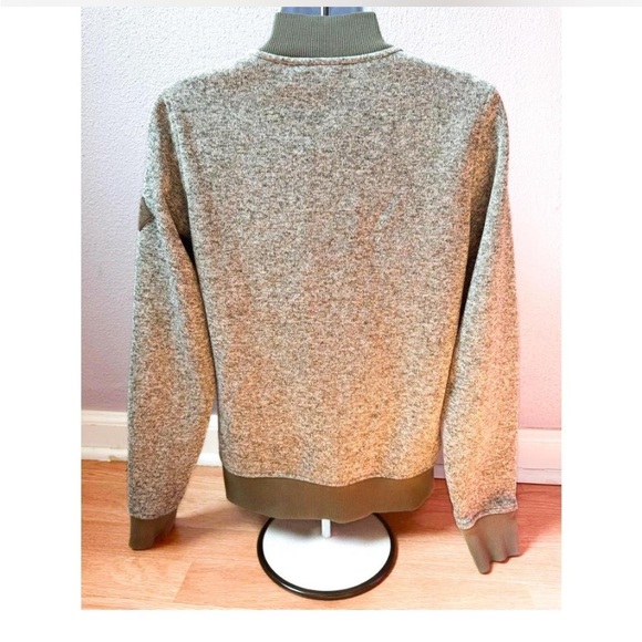 Eddie Bauer Women’s Bomber Jacket - Picture 2 of 5